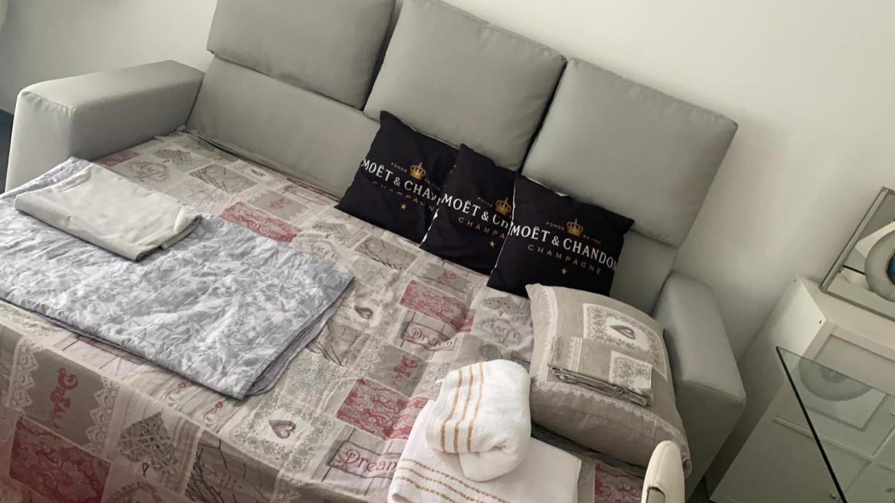 Decoluxe !Apartamento Con 1 Camera Da Letto , In Zona San Paolo , Via Martiniana Turim Exterior foto
