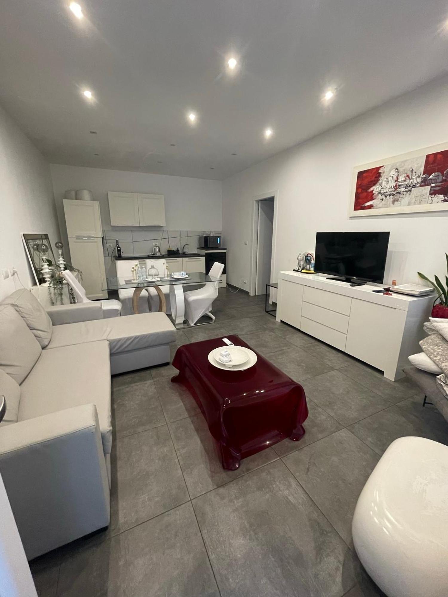 Decoluxe !Apartamento Con 1 Camera Da Letto , In Zona San Paolo , Via Martiniana Turim Exterior foto