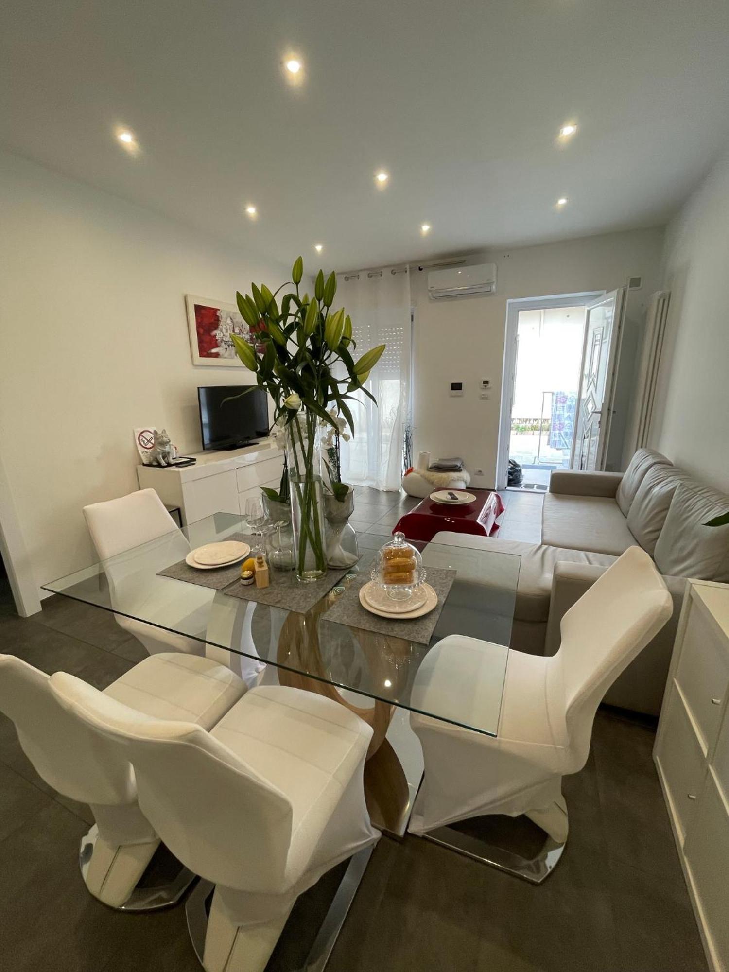 Decoluxe !Apartamento Con 1 Camera Da Letto , In Zona San Paolo , Via Martiniana Turim Exterior foto
